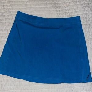 Ripskirt with matching neck gaiter